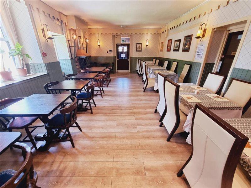 Roy Bridge Hotel Roybridge Extérieur photo
